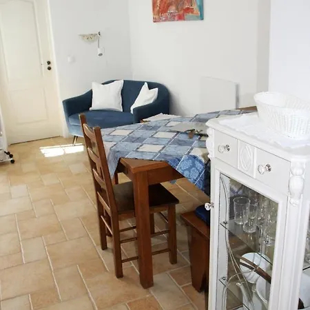 Quintal Casinha Romantica Apartamento *